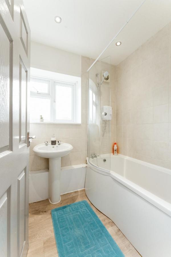 Stepney Green Beds To Stay 24 Лондон Экстерьер фото