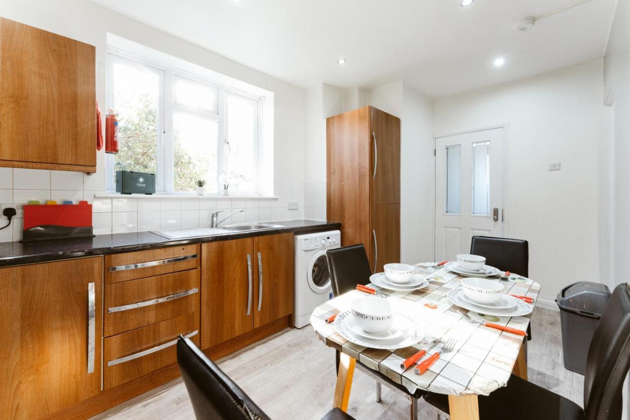 Stepney Green Beds To Stay 24 Лондон Экстерьер фото